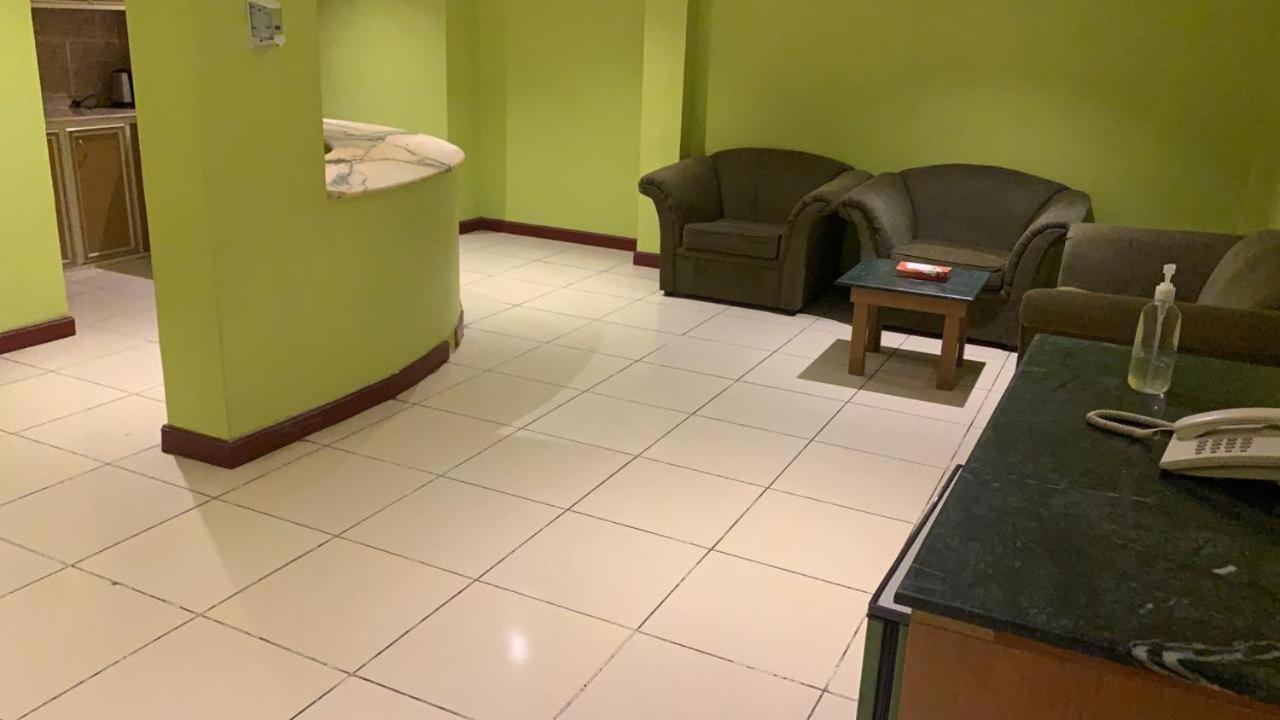 Al Aziziyah Hotel And Suites Khamis Mushait Eksteriør billede