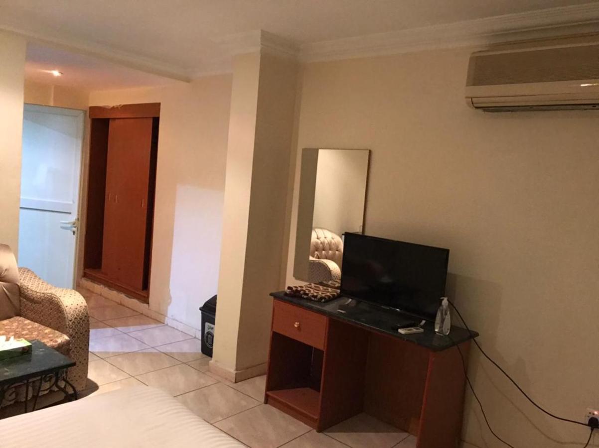 Al Aziziyah Hotel And Suites Khamis Mushait Eksteriør billede