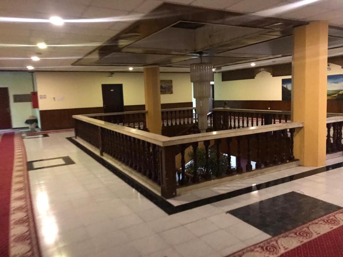 Al Aziziyah Hotel And Suites Khamis Mushait Eksteriør billede