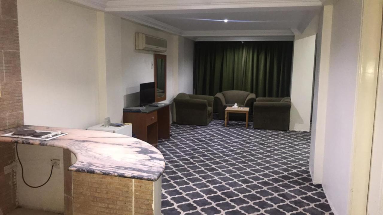 Al Aziziyah Hotel And Suites Khamis Mushait Eksteriør billede