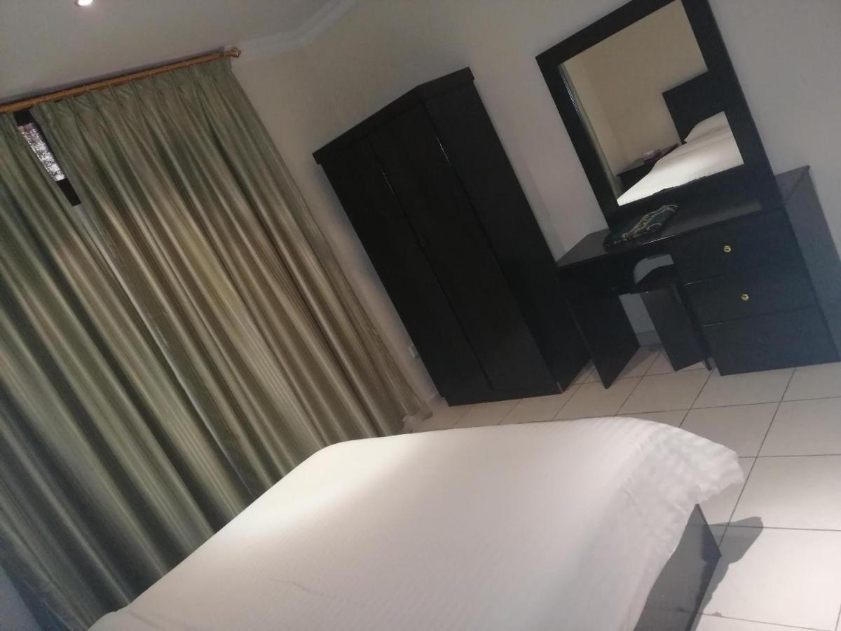 Al Aziziyah Hotel And Suites Khamis Mushait Eksteriør billede