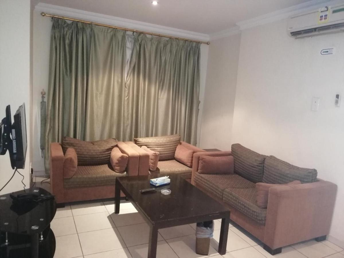 Al Aziziyah Hotel And Suites Khamis Mushait Eksteriør billede